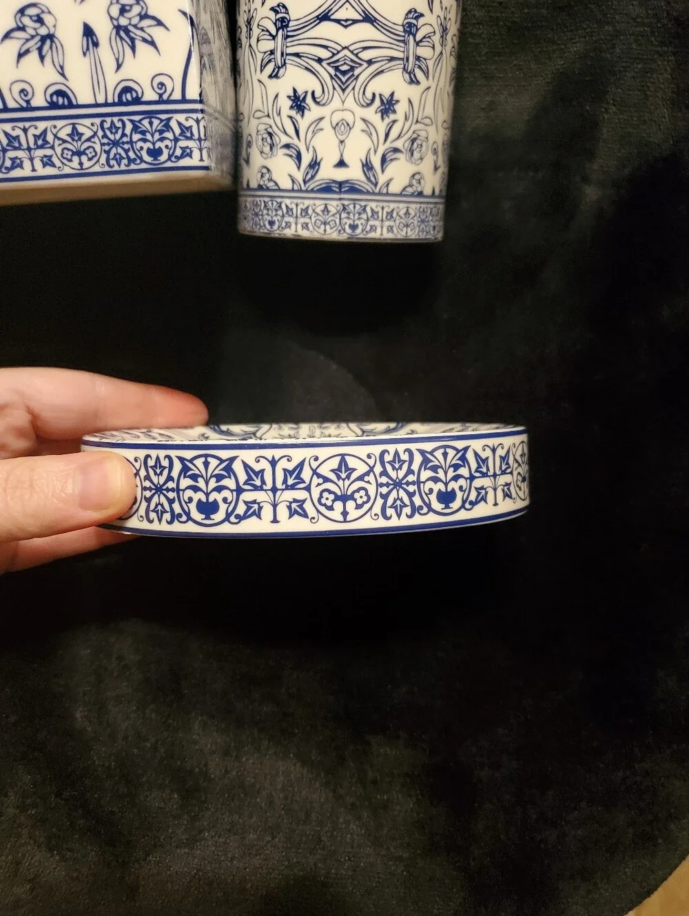 Rare Kassatex New York Orsay Blue Porcelain Bath Accessories Collection READ 1ST